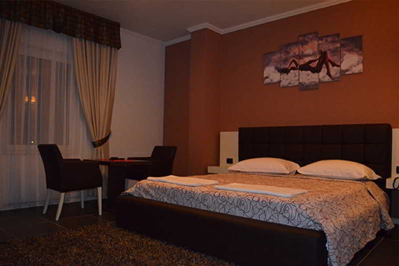 Hotel Mustang Vasqarr Extérieur photo